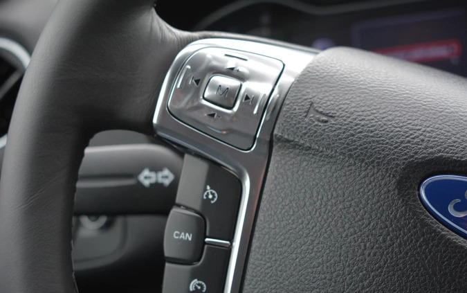 Ford Mondeo cena 27900 przebieg: 246300, rok produkcji 2011 z Dzierzgoń małe 497